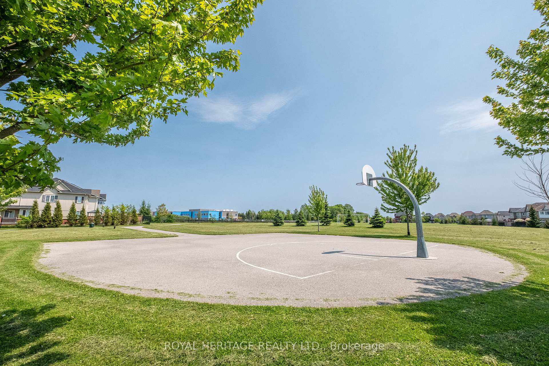 Photo 38 of 56 Fred Jackman Avenue, Clarington, Bowmanville — HOMEH