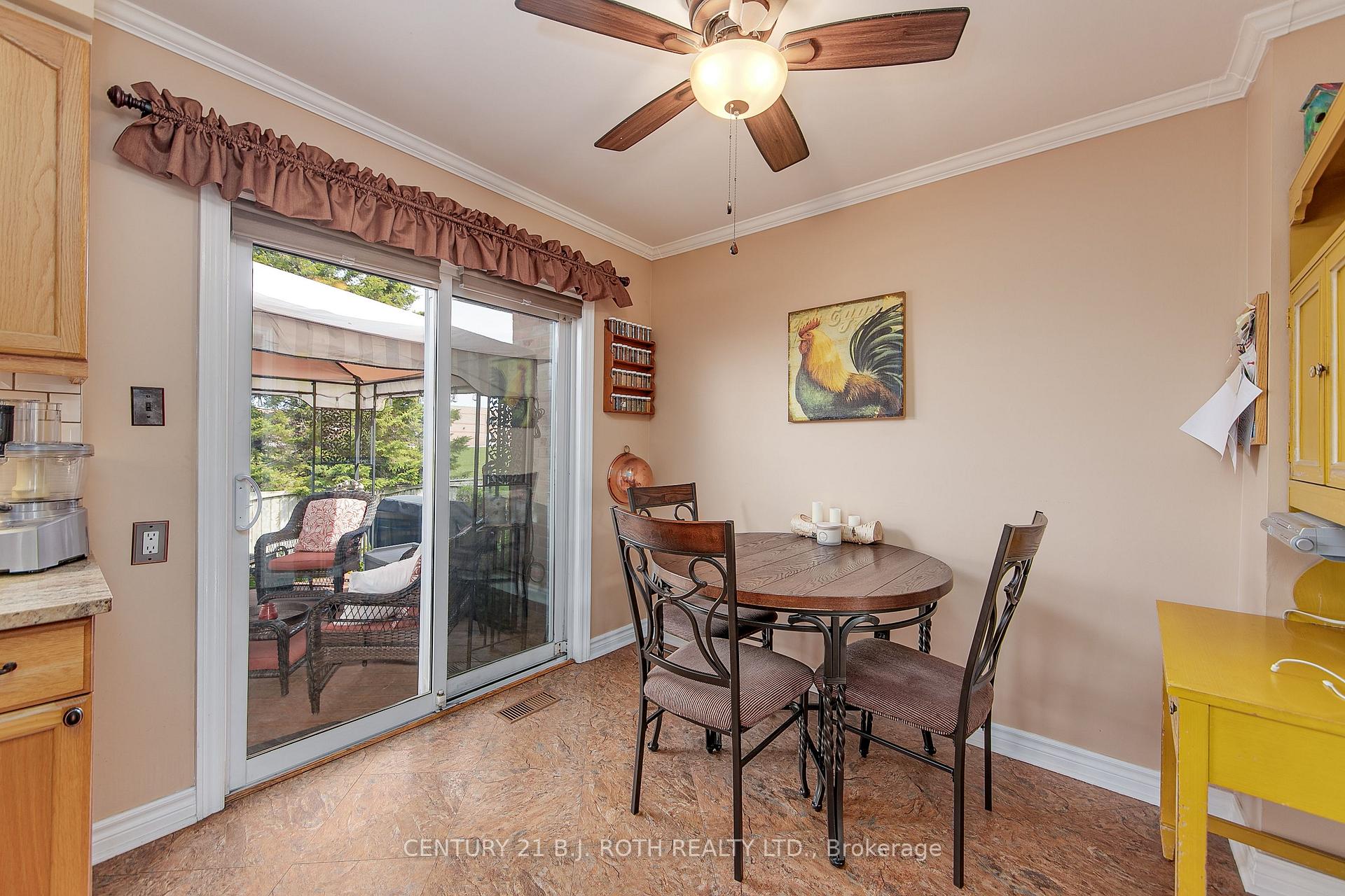 Photo 4 of 66 McVeigh Drive, Barrie, Northwest — HOMEH