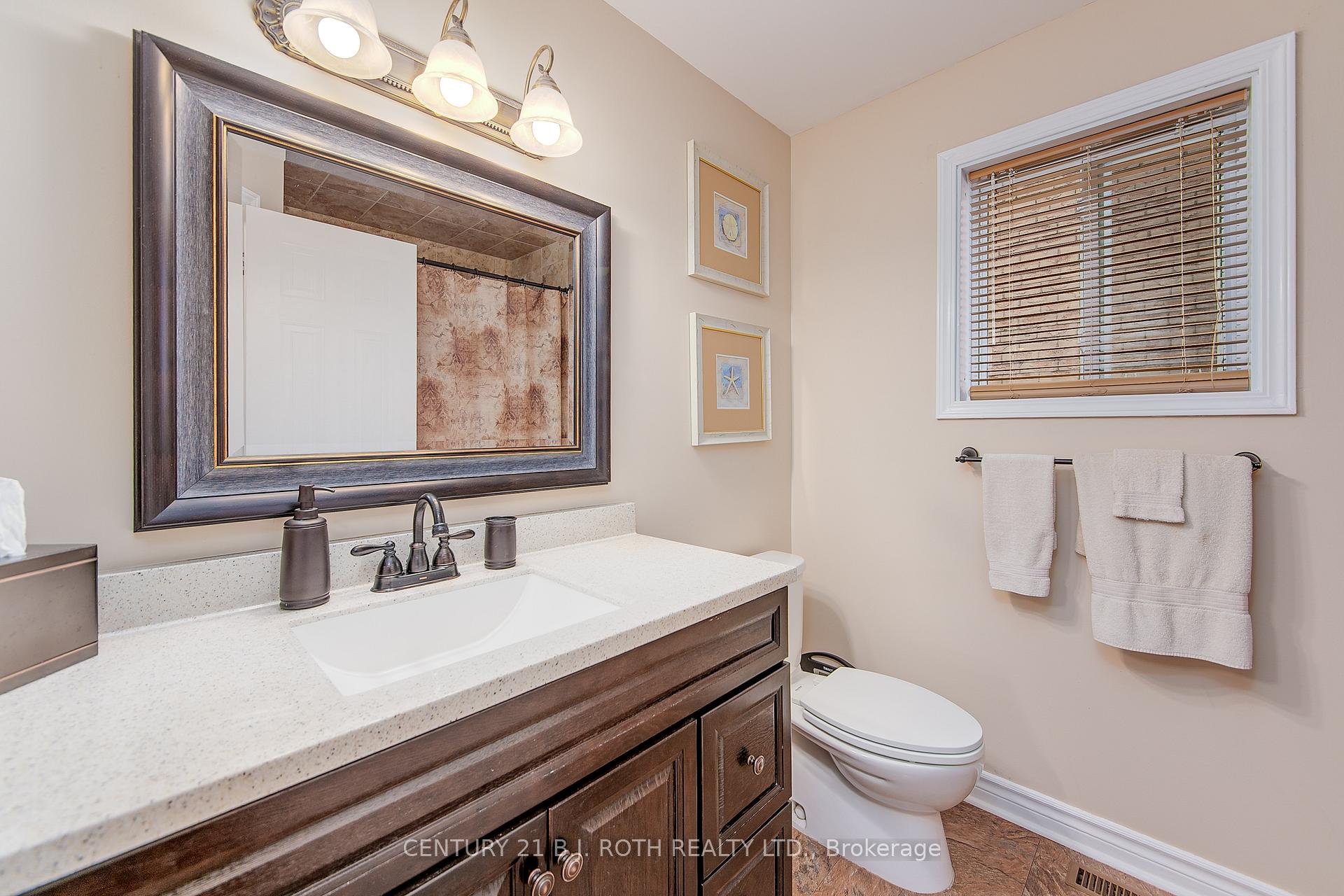 Photo 10 of 66 McVeigh Drive, Barrie, Northwest — HOMEH