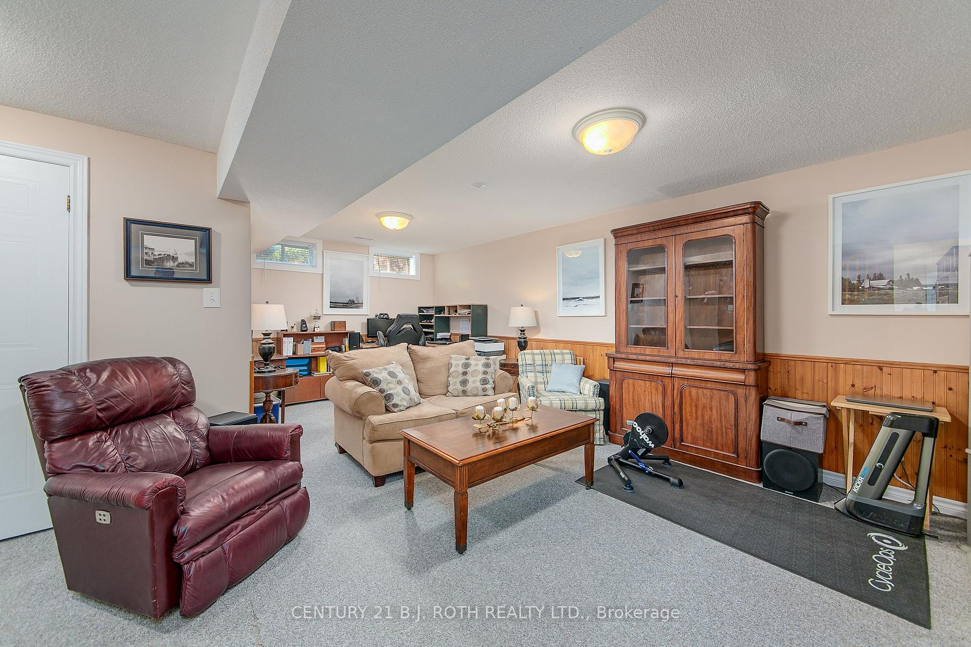 Photo 13 of 66 McVeigh Drive, Barrie, Northwest — HOMEH