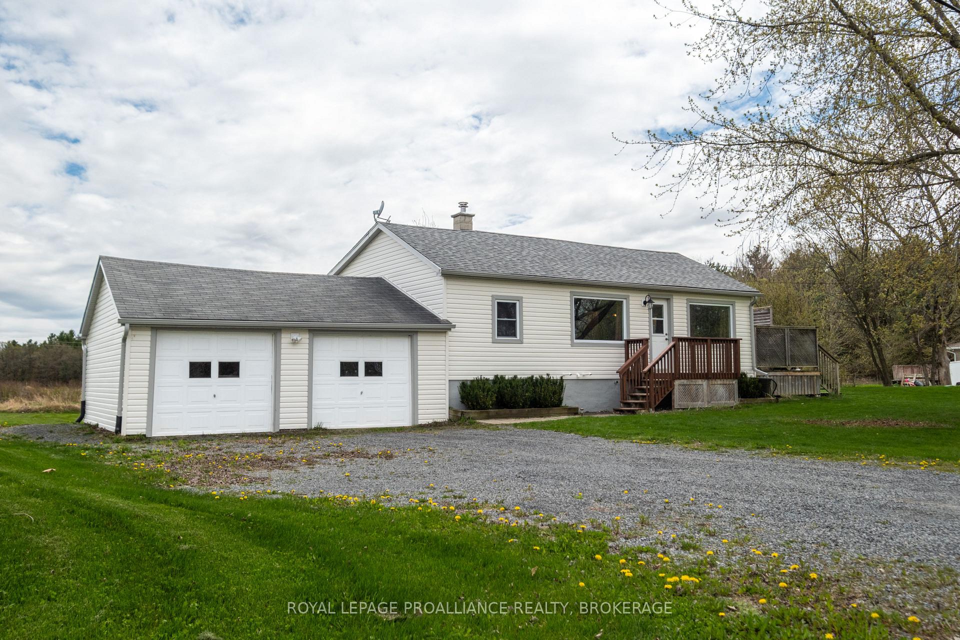 Photo 1 of 5426 Battersea Road, Frontenac, Frontenac South — HOMEH