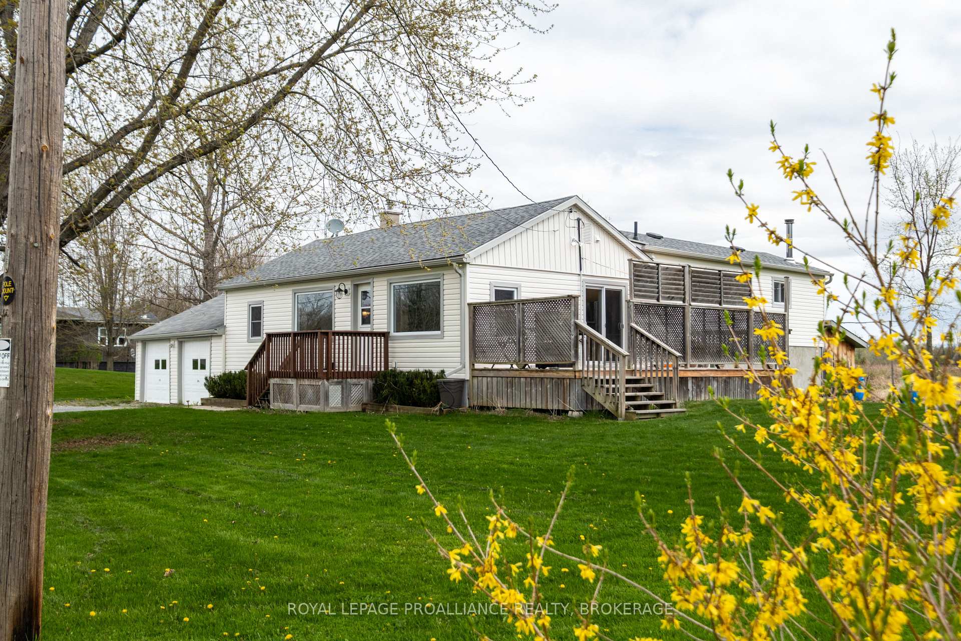 Photo 3 of 5426 Battersea Road, Frontenac, Frontenac South — HOMEH