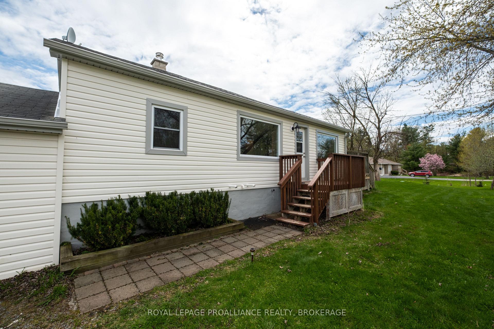 Photo 4 of 5426 Battersea Road, Frontenac, Frontenac South — HOMEH