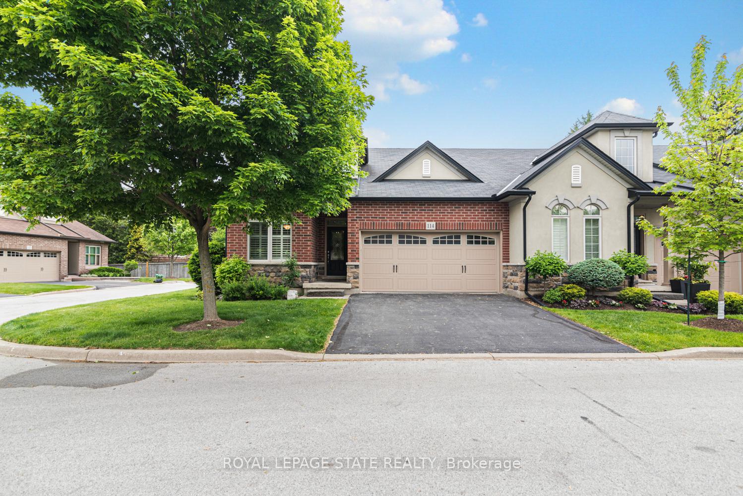 Photo 2 of 114 Toulon Avenue, Hamilton, Ancaster — HOMEH