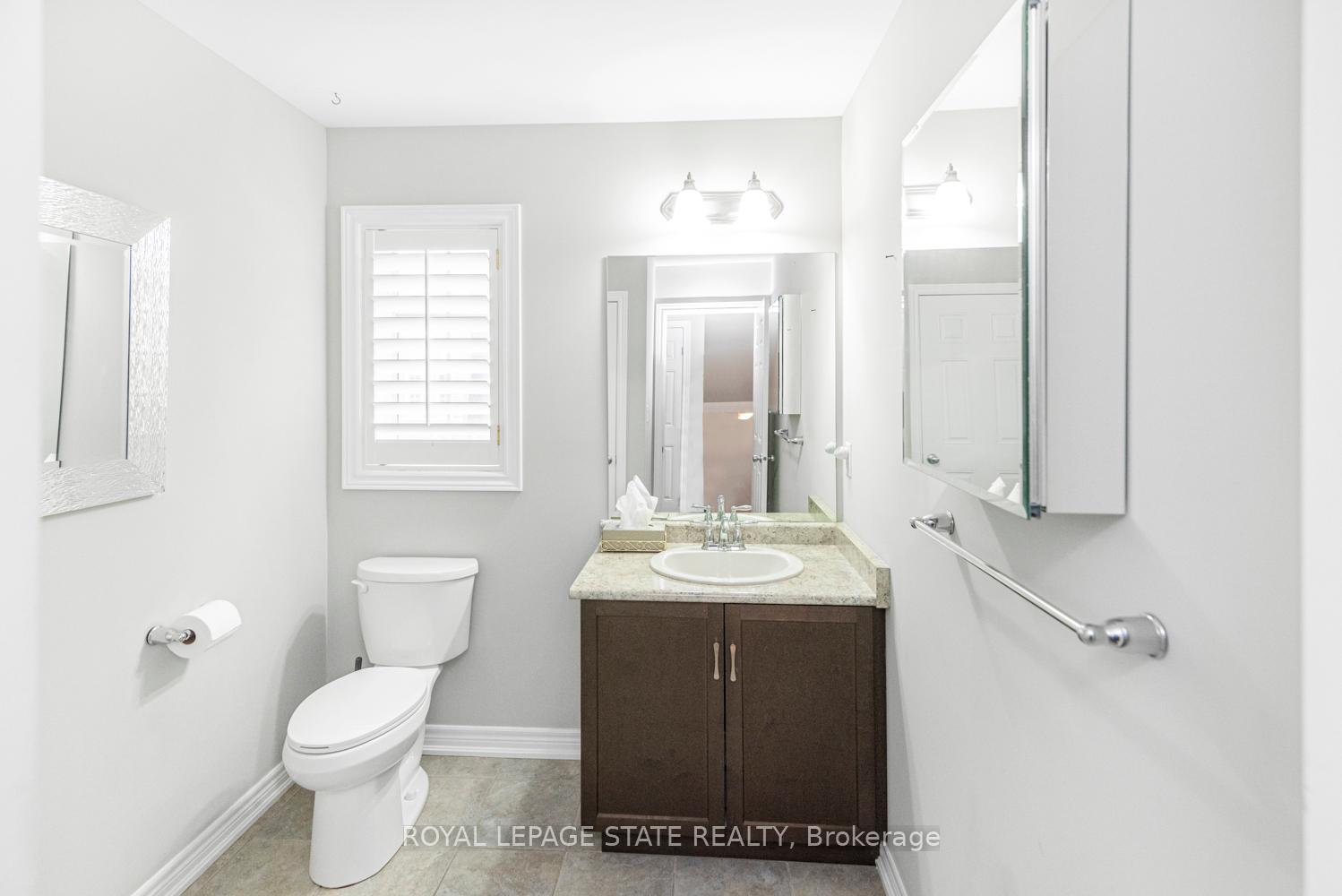 Photo 23 of 114 Toulon Avenue, Hamilton, Ancaster — HOMEH