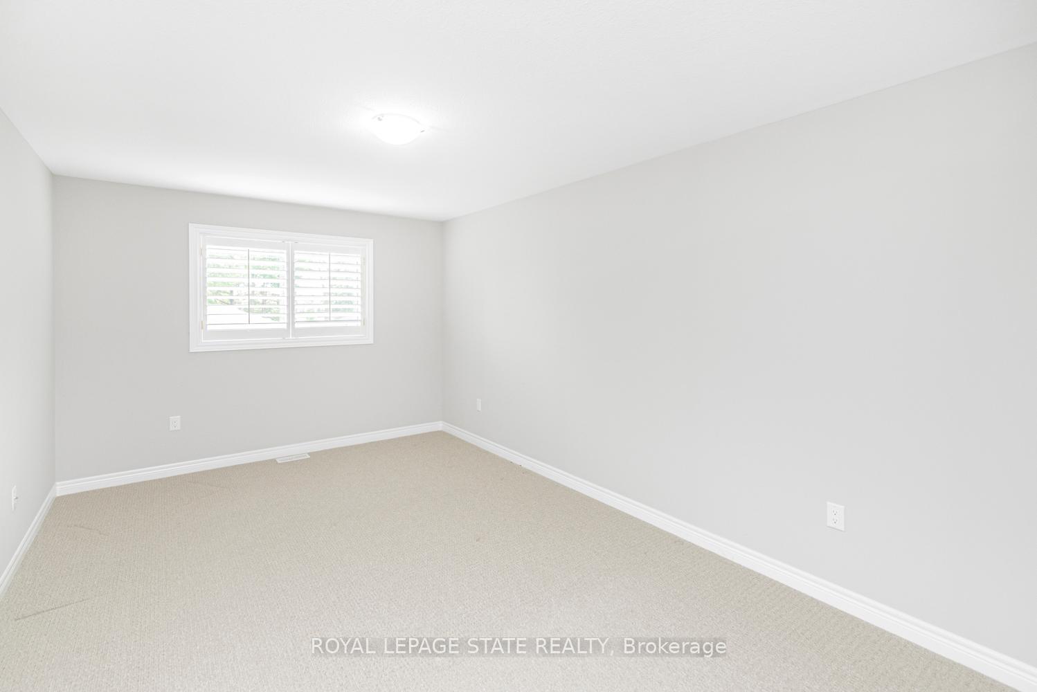 Photo 32 of 114 Toulon Avenue, Hamilton, Ancaster — HOMEH