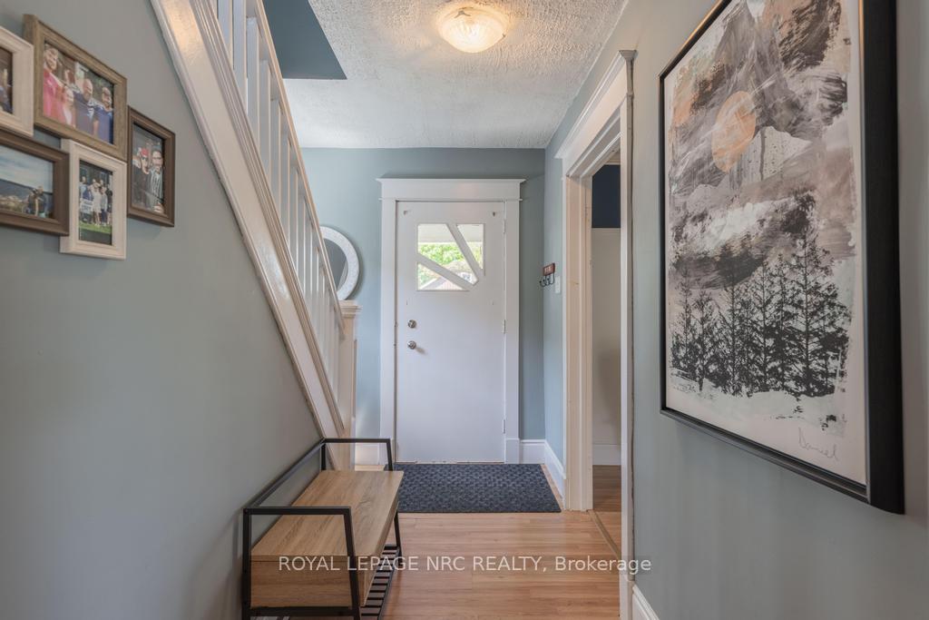 Photo 4 of 174 York Street, St. Catharines, Haig — HOMEH