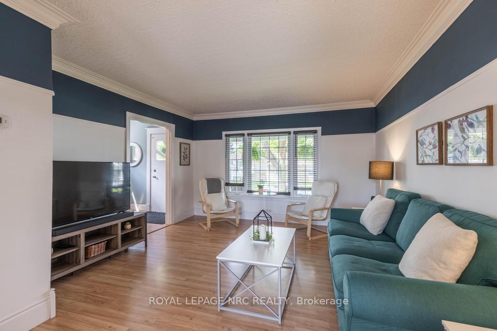 Photo 7 of 174 York Street, St. Catharines, Haig — HOMEH