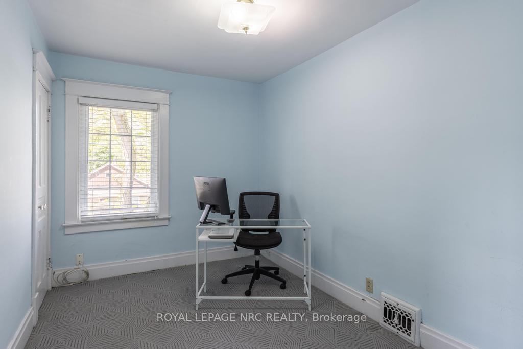 Photo 15 of 174 York Street, St. Catharines, Haig — HOMEH