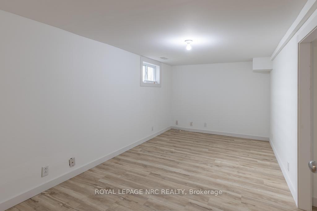 Photo 19 of 174 York Street, St. Catharines, Haig — HOMEH