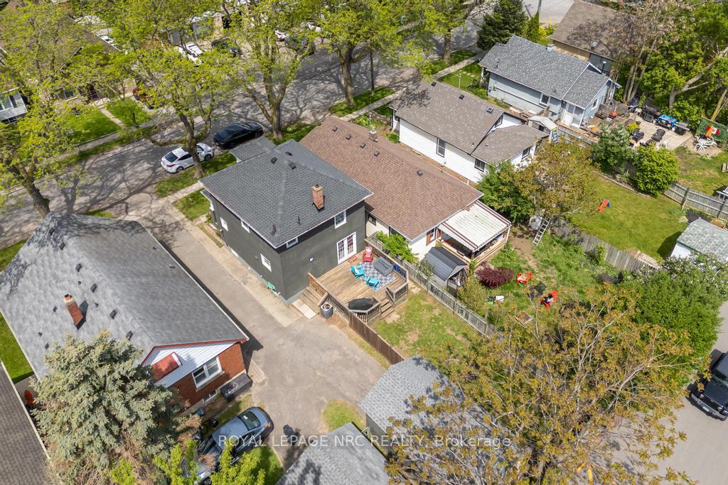 Photo 25 of 174 York Street, St. Catharines, Haig — HOMEH