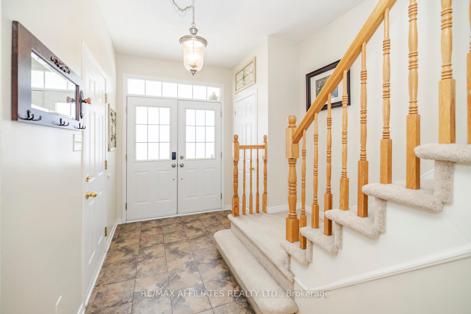 Photo 5 of 145 Redcliff Avenue, Ottawa, Barrhaven - Longfields — HOMEH
