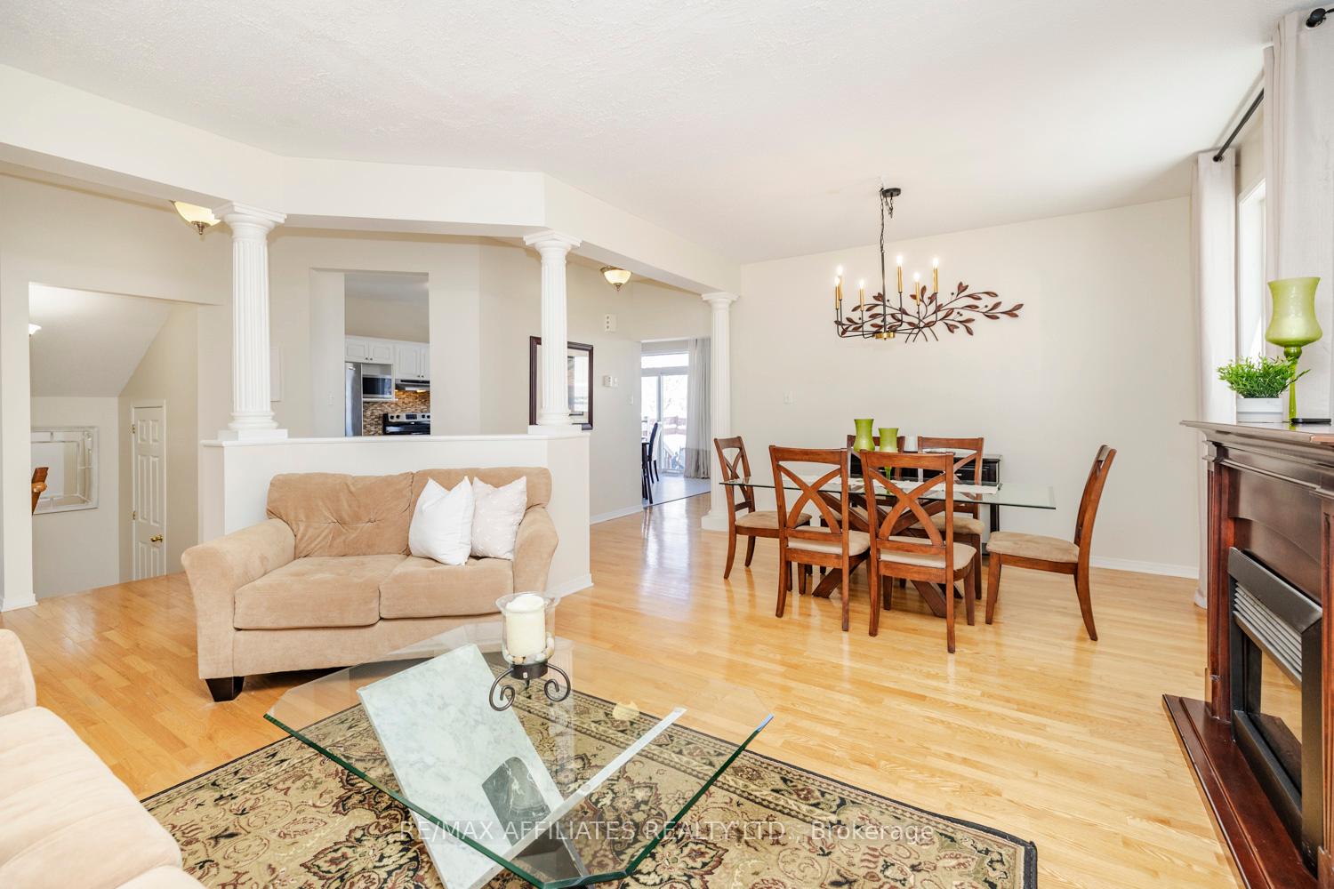 Photo 9 of 145 Redcliff Avenue, Ottawa, Barrhaven - Longfields — HOMEH