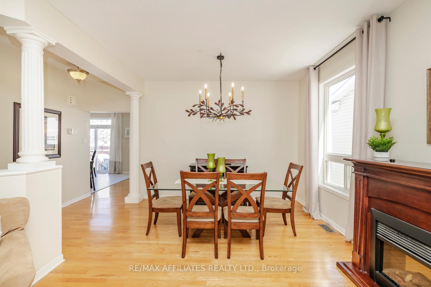 Photo 10 of 145 Redcliff Avenue, Ottawa, Barrhaven - Longfields — HOMEH