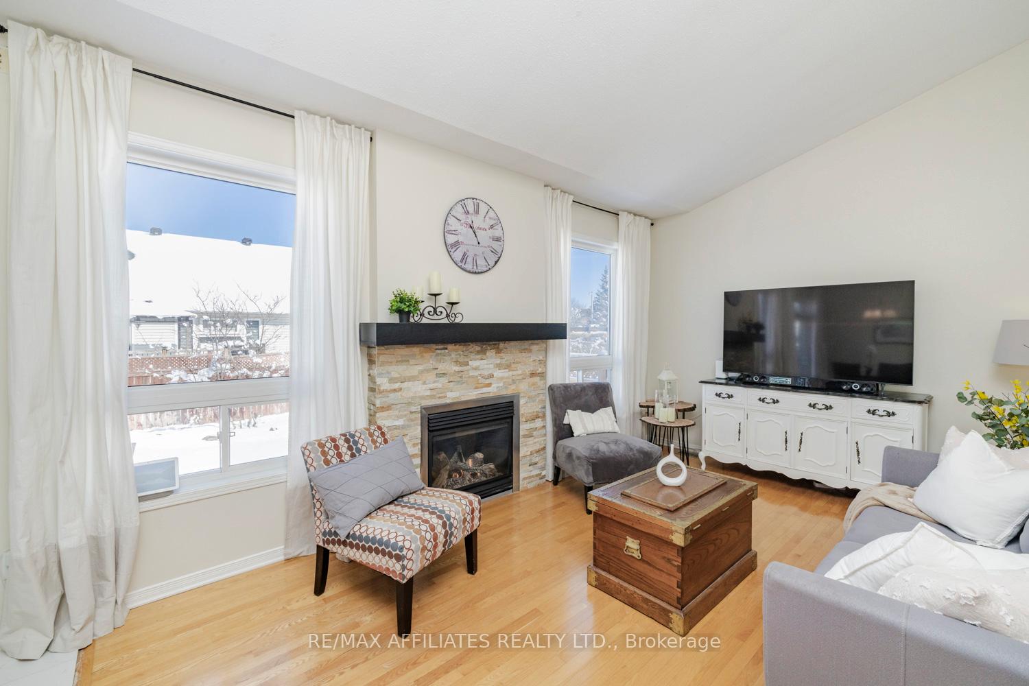 Photo 12 of 145 Redcliff Avenue, Ottawa, Barrhaven - Longfields — HOMEH