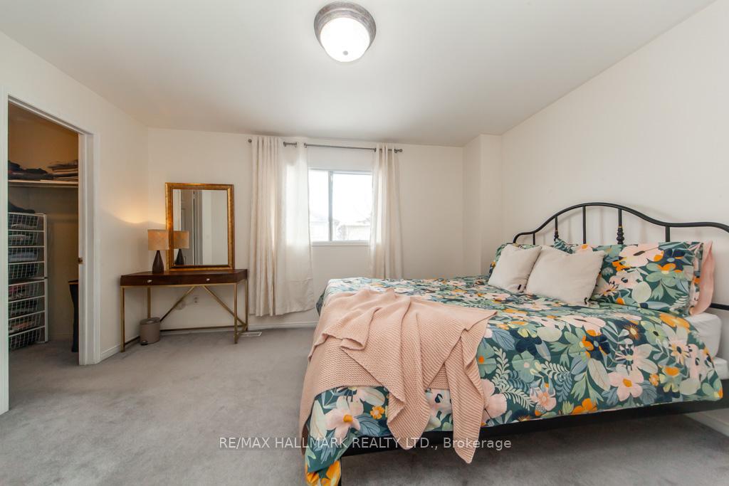 Photo 18 of 137 Waller Street, Whitby, Rolling Acres — HOMEH