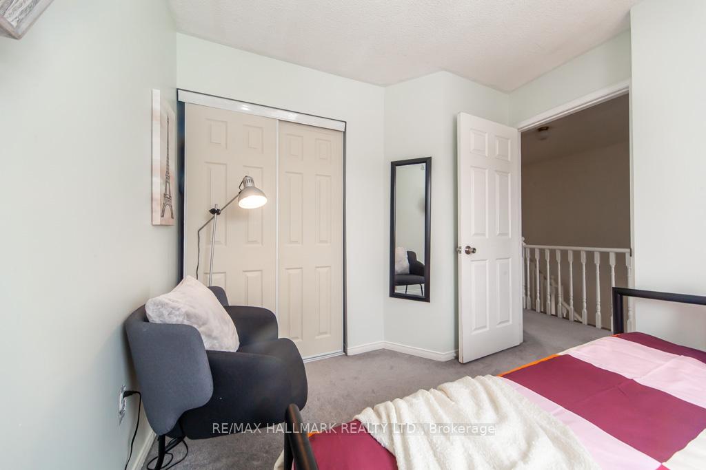 Photo 25 of 137 Waller Street, Whitby, Rolling Acres — HOMEH
