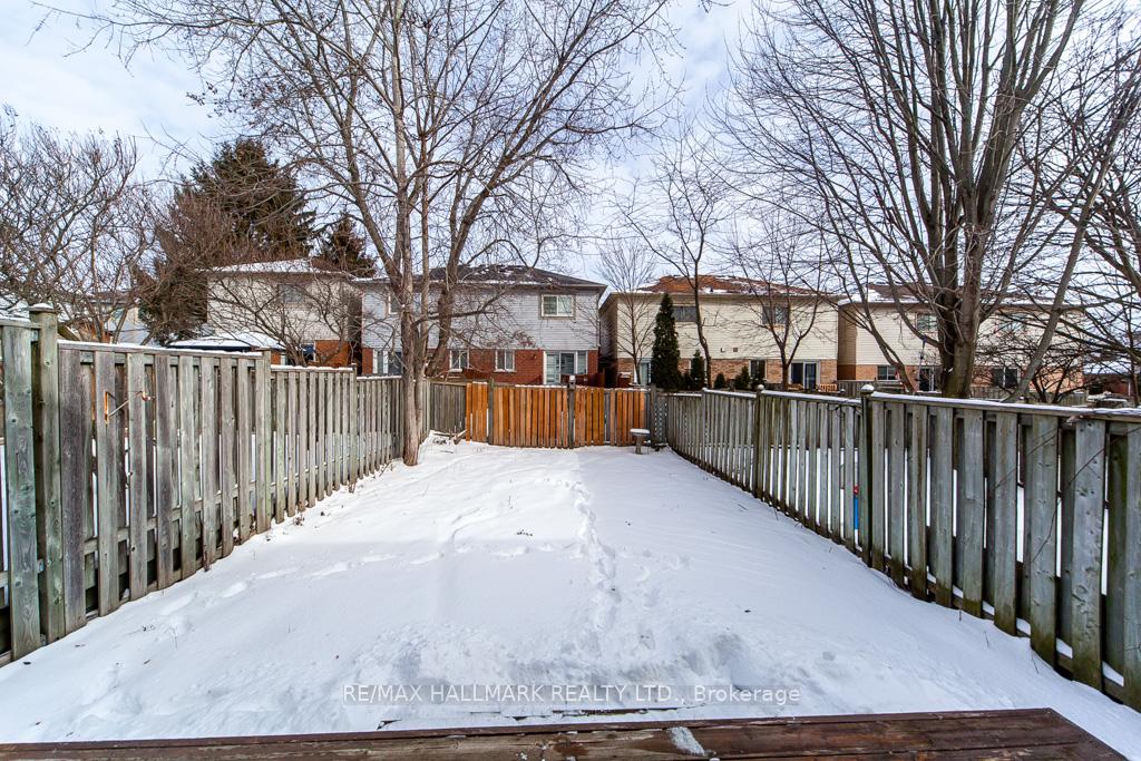 Photo 36 of 137 Waller Street, Whitby, Rolling Acres — HOMEH
