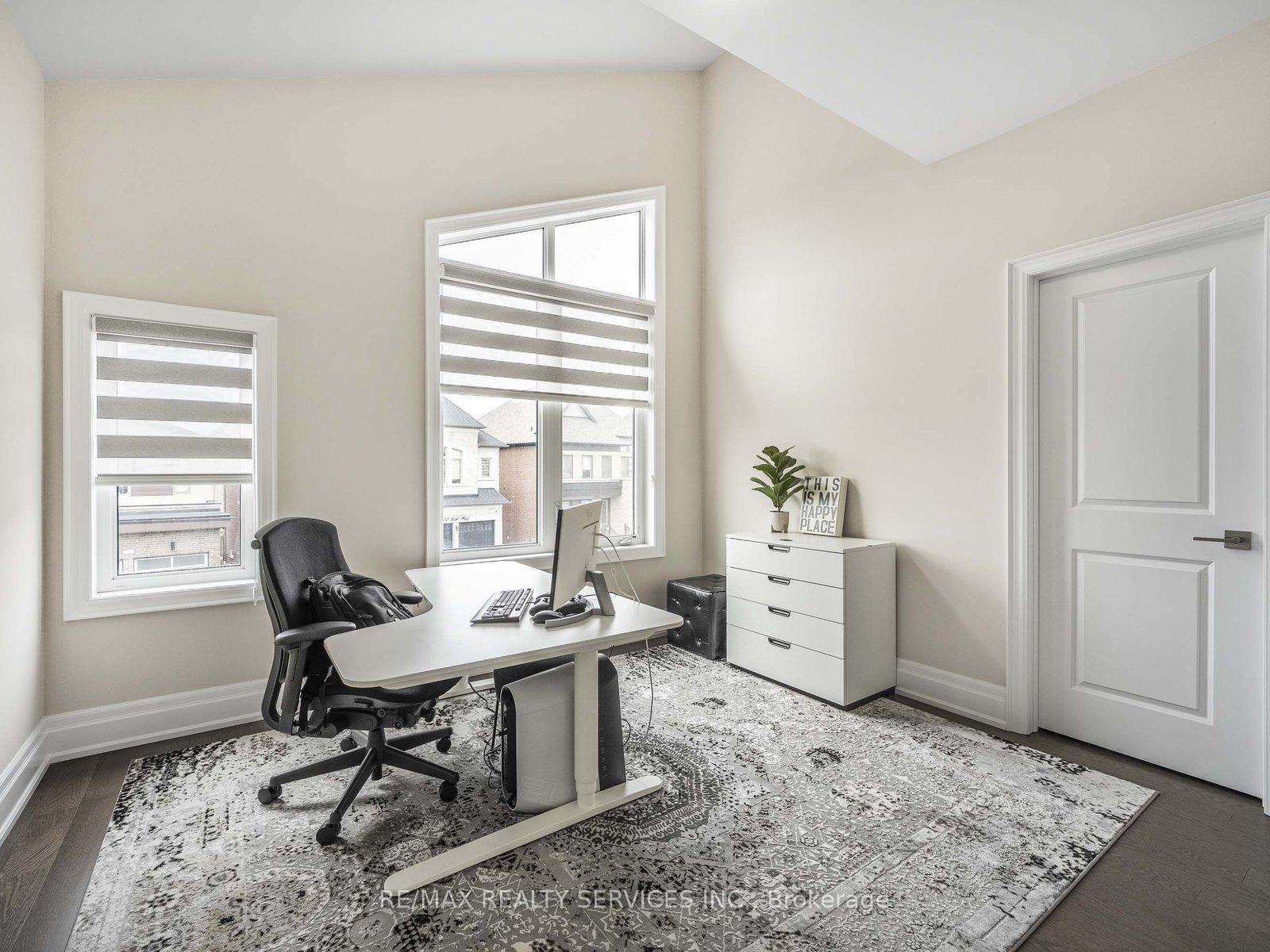 Photo 72 of 37 Lyle Way, Brampton, Credit Valley — HOMEH