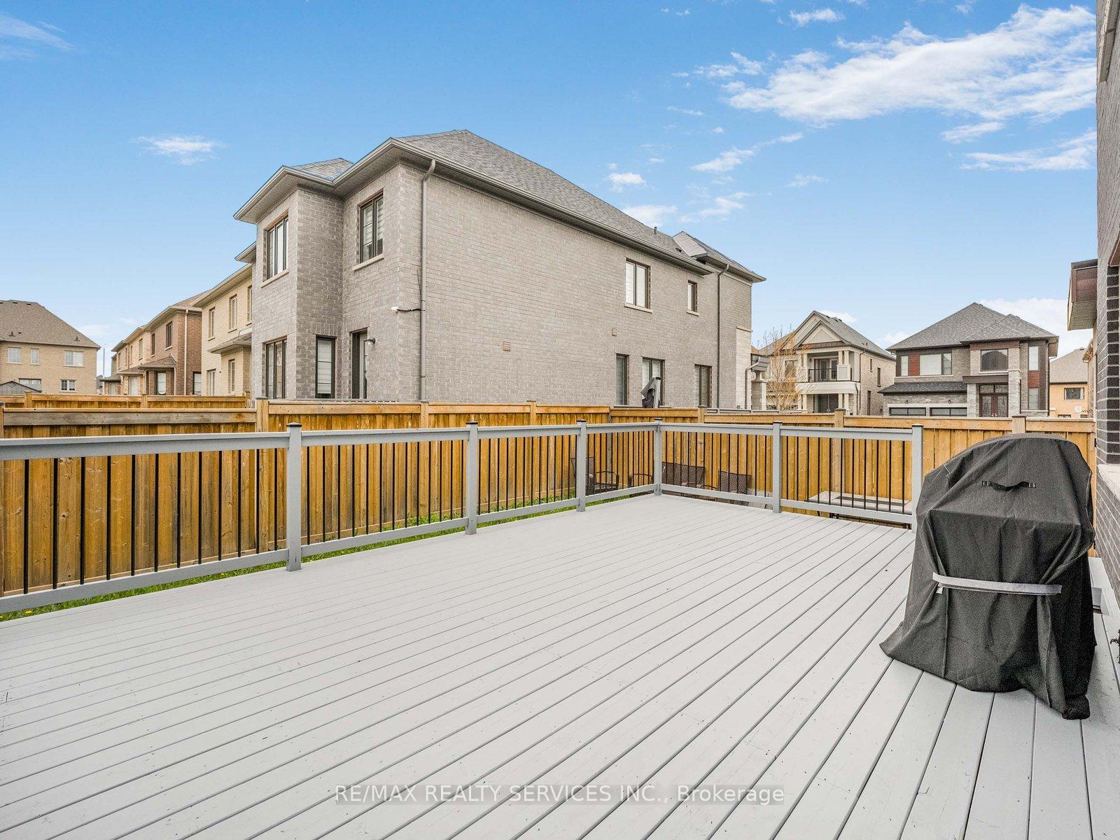 Photo 74 of 37 Lyle Way, Brampton, Credit Valley — HOMEH