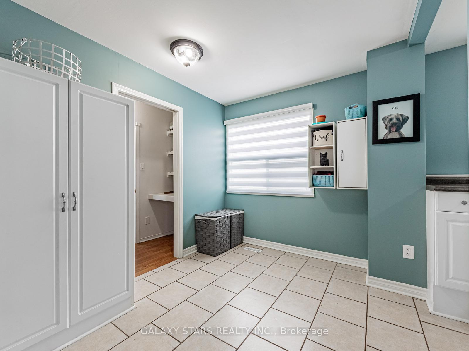 Photo 16 of 44 Penton Drive, Barrie, West Bayfield — HOMEH