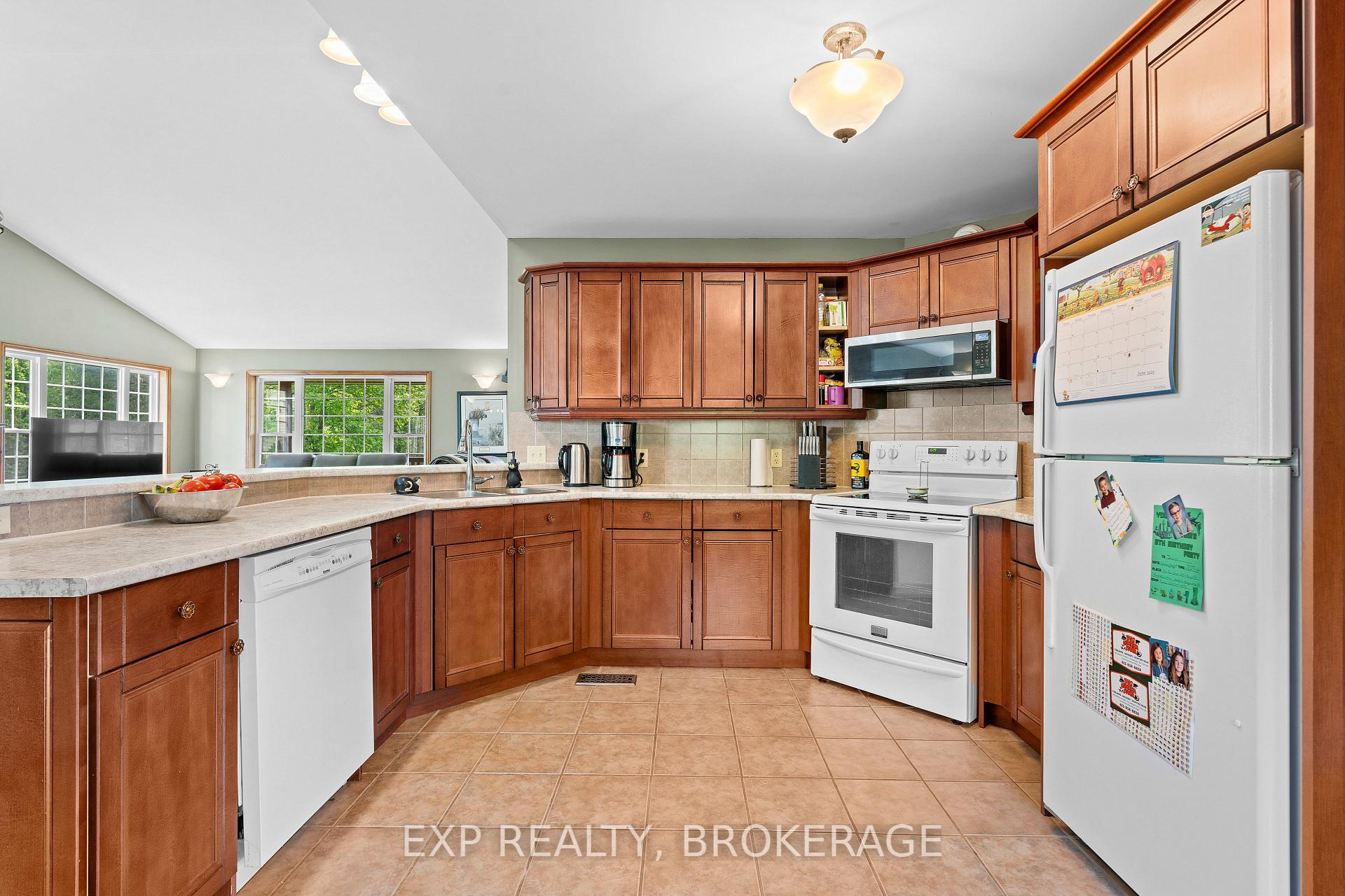 Photo 6 of 6076B Arden Road, Frontenac, Frontenac Centre — HOMEH