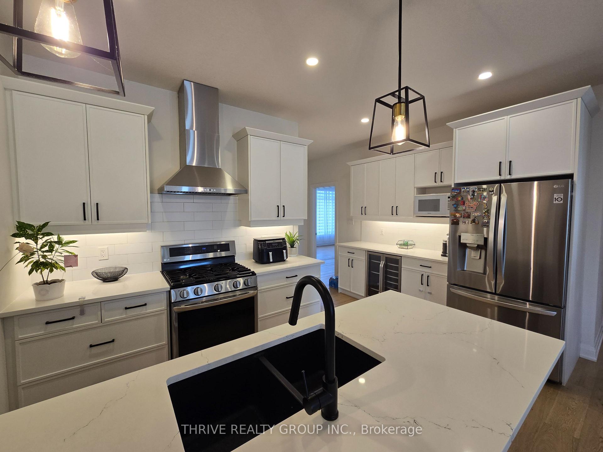 Photo 5 of Unit 31, 383 Daventry, Middlesex Centre, Kilworth — HOMEH