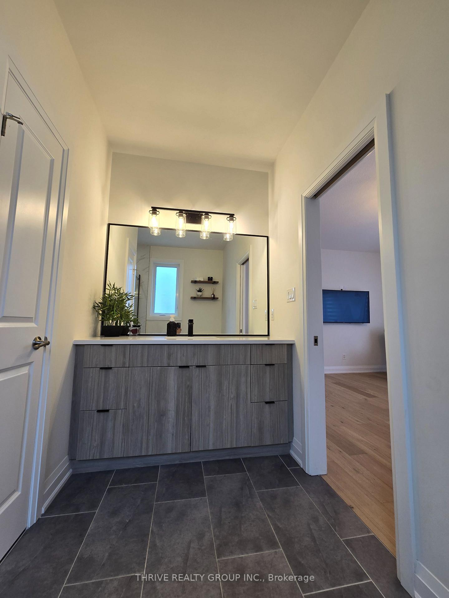 Photo 14 of Unit 31, 383 Daventry, Middlesex Centre, Kilworth — HOMEH