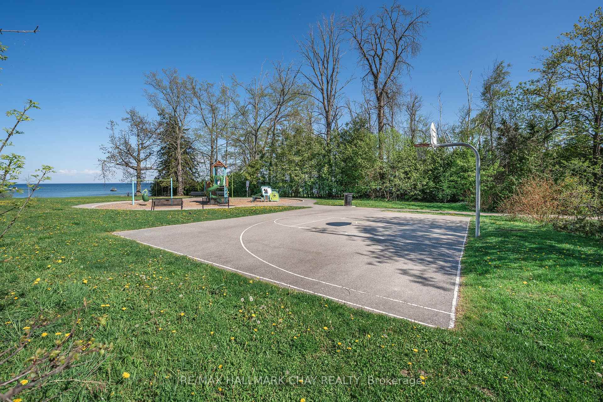 Photo 42 of 3246 Beach Avenue, Innisfil, Rural Innisfil — HOMEH