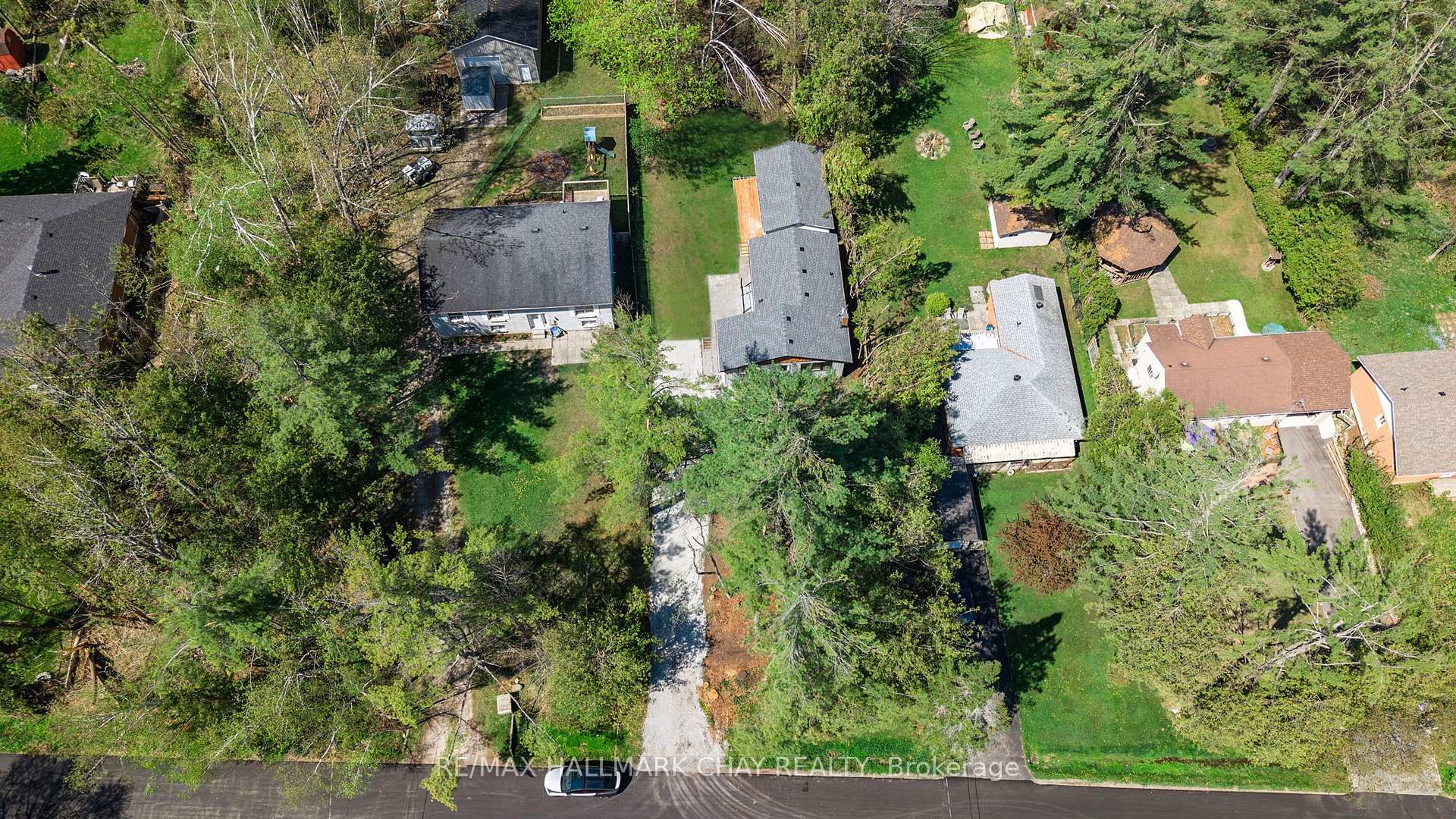 Photo 20 of 3246 Beach Avenue, Innisfil, Rural Innisfil — HOMEH