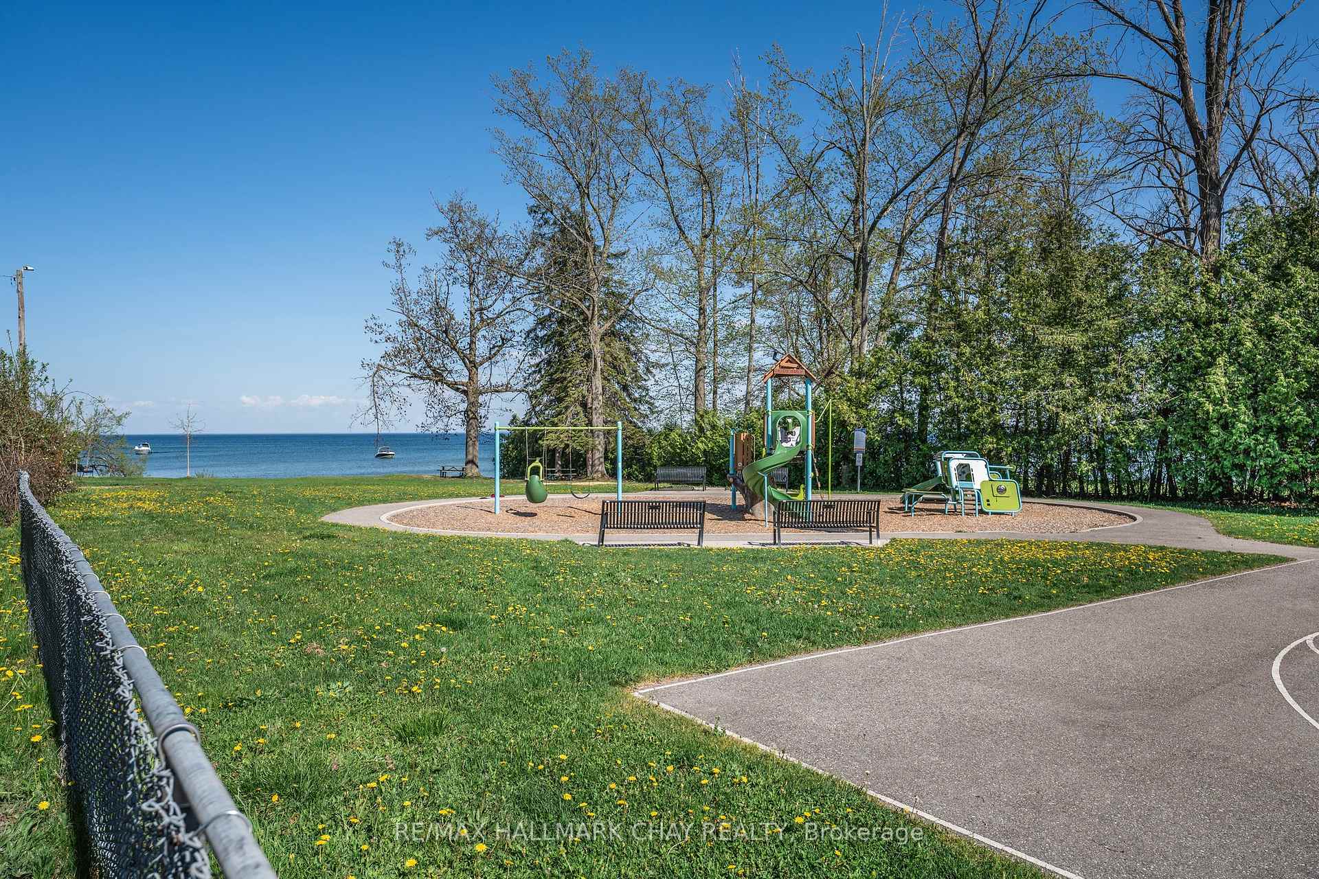 Photo 48 of 3246 Beach Avenue, Innisfil, Rural Innisfil — HOMEH