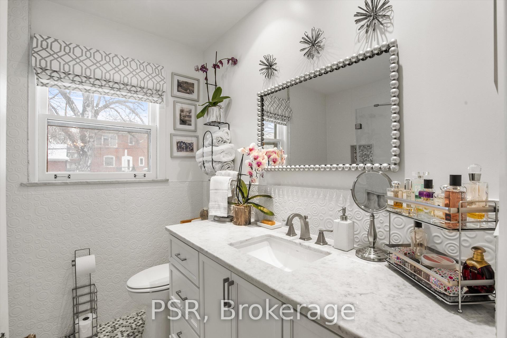 Photo 37 of 70 Ridelle Avenue, Toronto, Forest Hill North — HOMEH