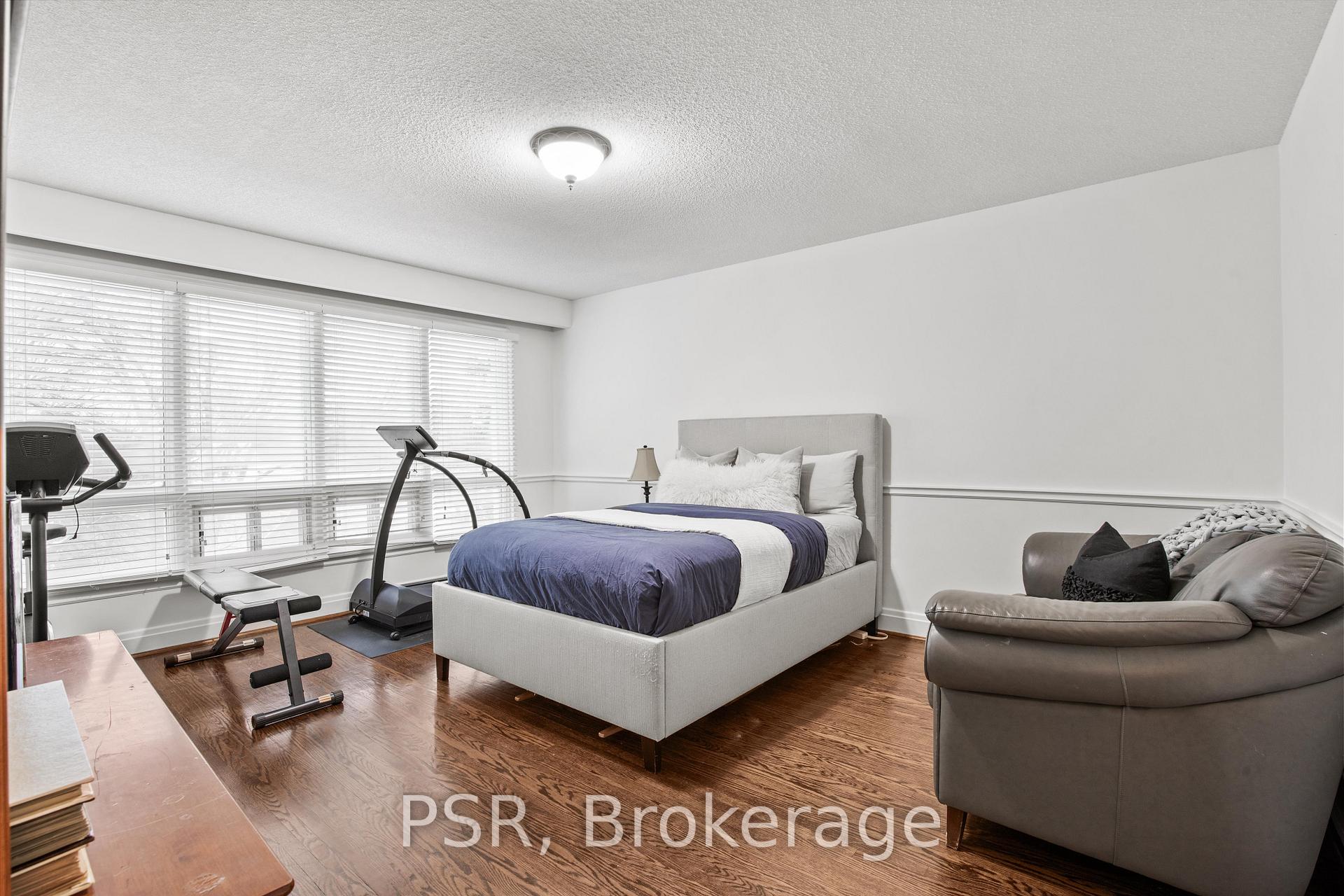 Photo 39 of 70 Ridelle Avenue, Toronto, Forest Hill North — HOMEH