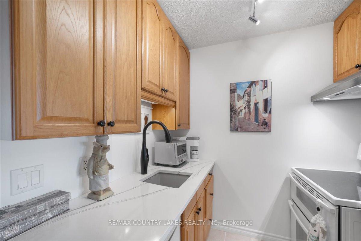 Photo 12 of Unit 9, 3 Paradise Boulevard, Ramara, Brechin — HOMEH