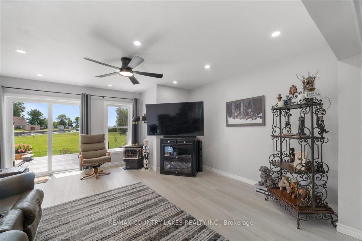 Photo 14 of Unit 9, 3 Paradise Boulevard, Ramara, Brechin — HOMEH