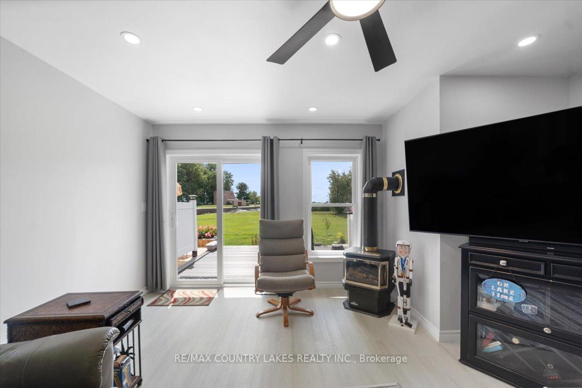 Photo 17 of Unit 9, 3 Paradise Boulevard, Ramara, Brechin — HOMEH