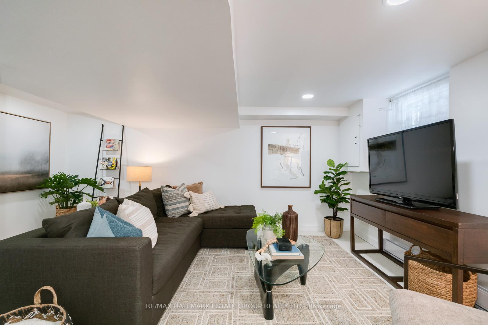 Photo 72 of 176 Golfview Avenue, Toronto, East End-Danforth — HOMEH