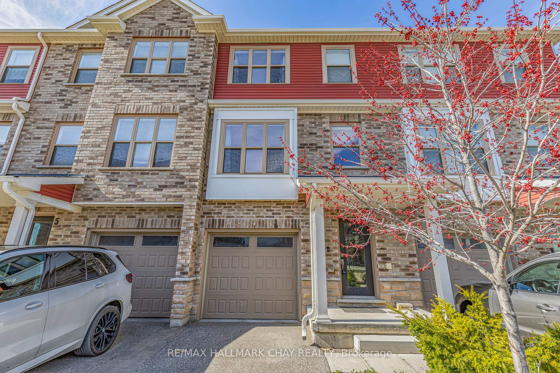 Photo 1 of Unit 6, 1 Leggott Avenue, Barrie, Painswick North — HOMEH