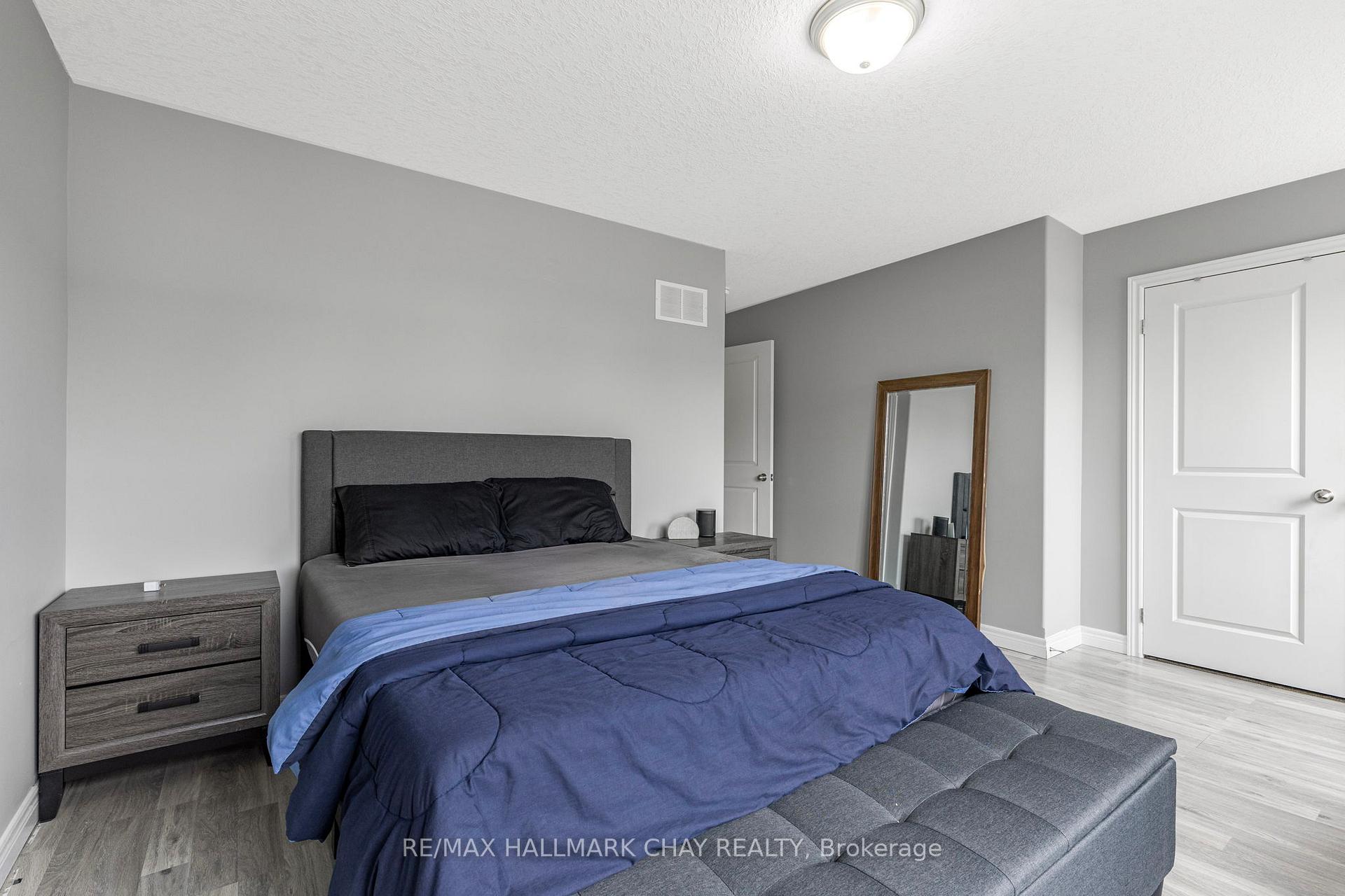 Photo 13 of Unit 6, 1 Leggott Avenue, Barrie, Painswick North — HOMEH