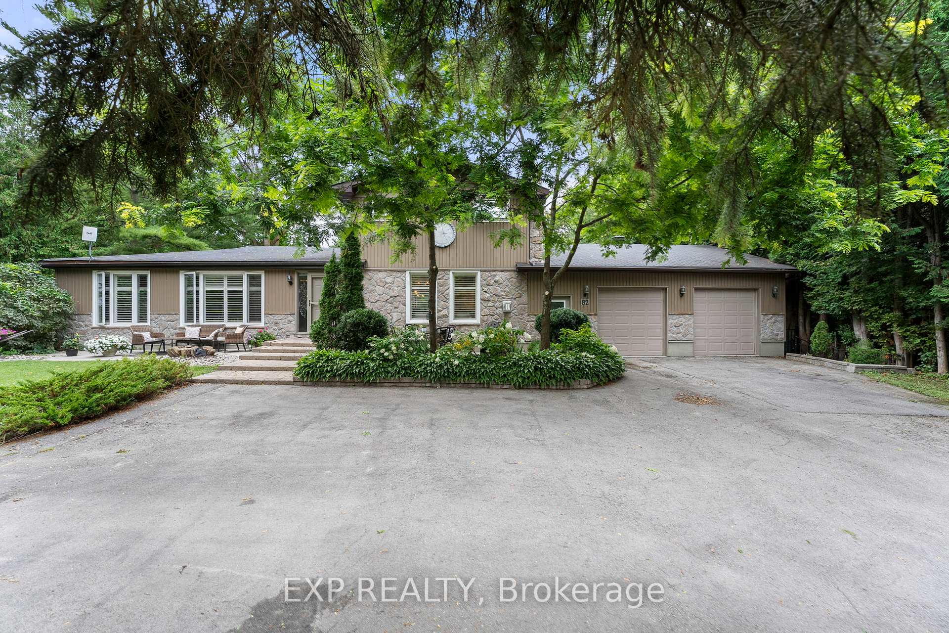 Photo 1 of 82 Ninth Street, Brock, Beaverton — HOMEH
