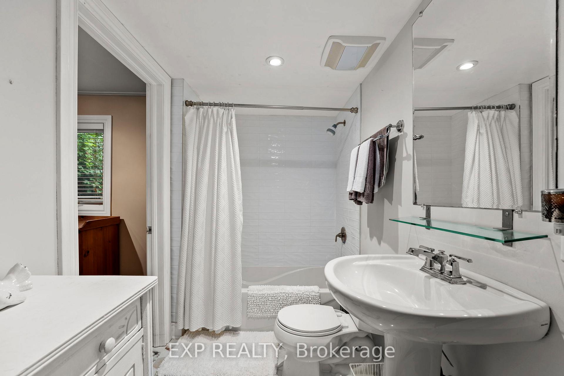 Photo 19 of 82 Ninth Street, Brock, Beaverton — HOMEH