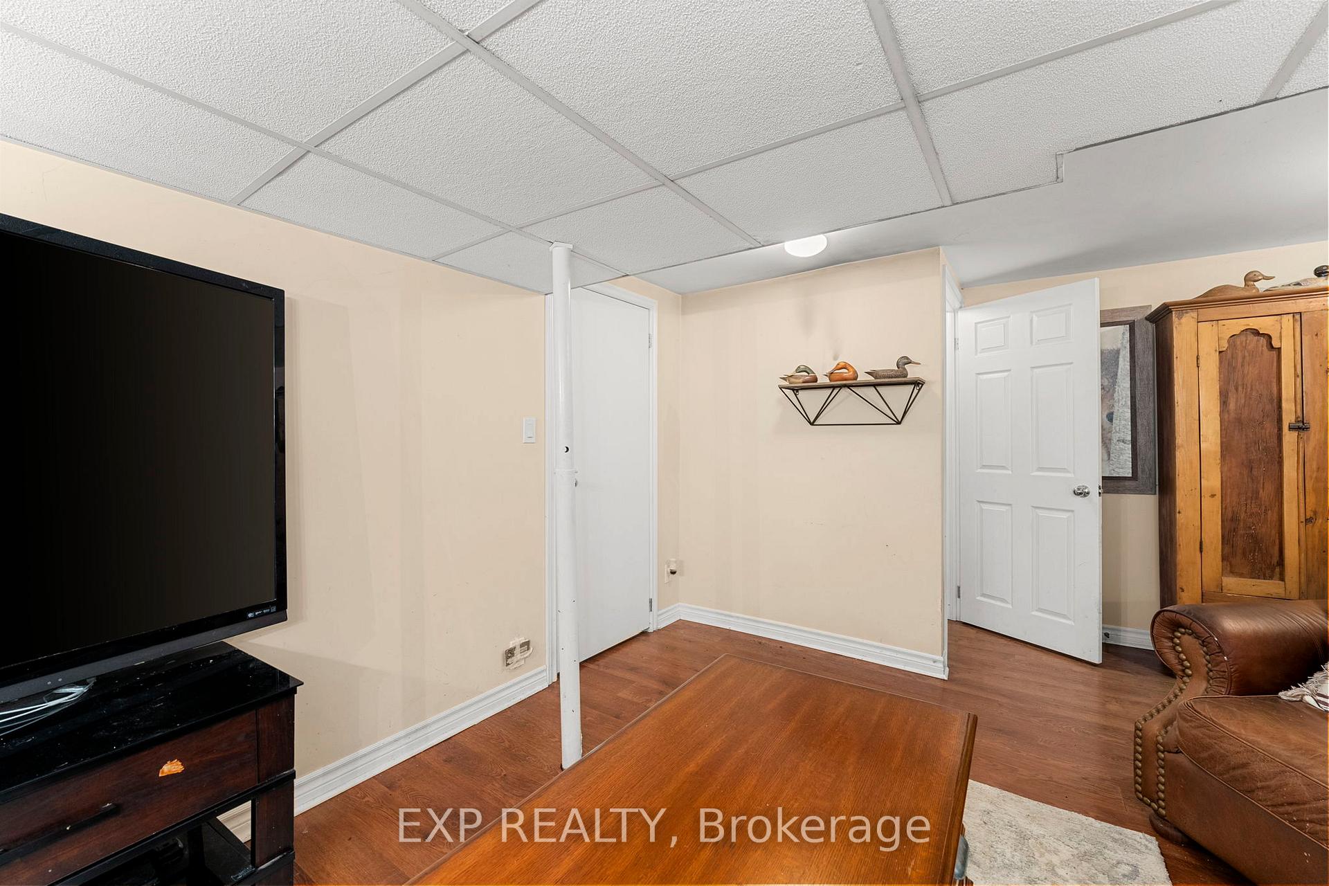Photo 26 of 82 Ninth Street, Brock, Beaverton — HOMEH