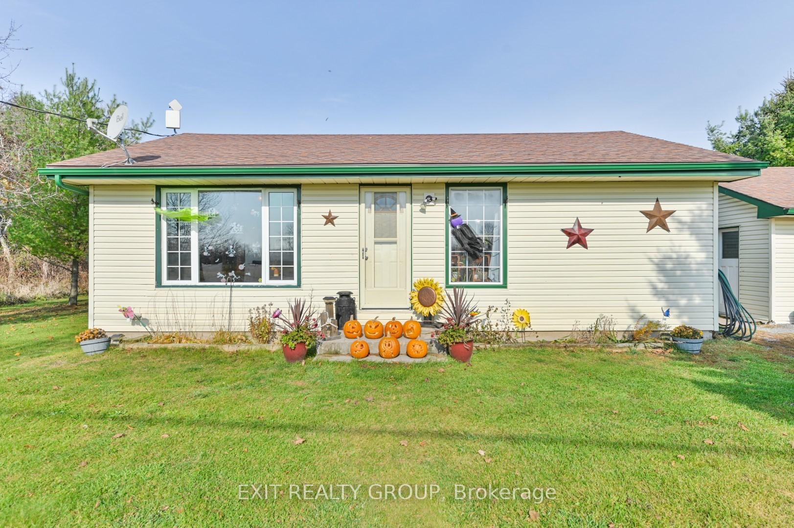 Photo 6 of 138 Boundary Road, Belleville, Thurlow Ward — HOMEH