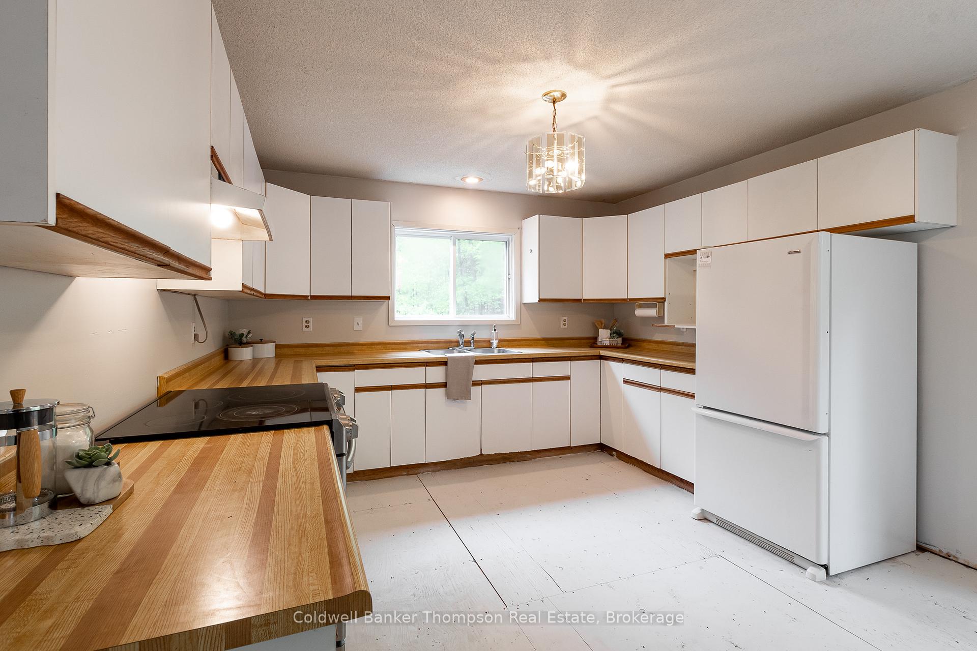 Photo 9 of 830 Deer Lake Road, Perry, Emsdale — HOMEH