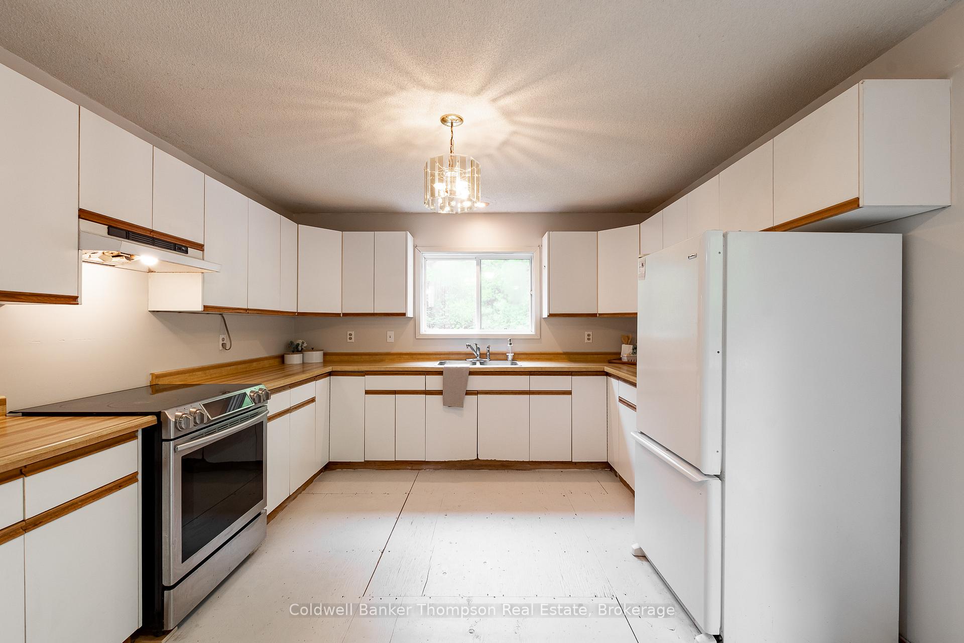 Photo 10 of 830 Deer Lake Road, Perry, Emsdale — HOMEH