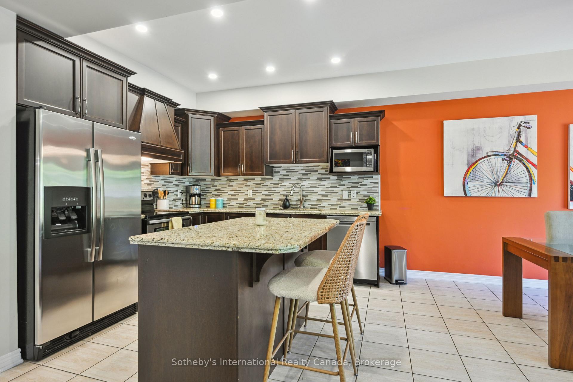 Photo 29 of Unit 7, 39 Raymond Road, Hamilton, Meadowlands — HOMEH