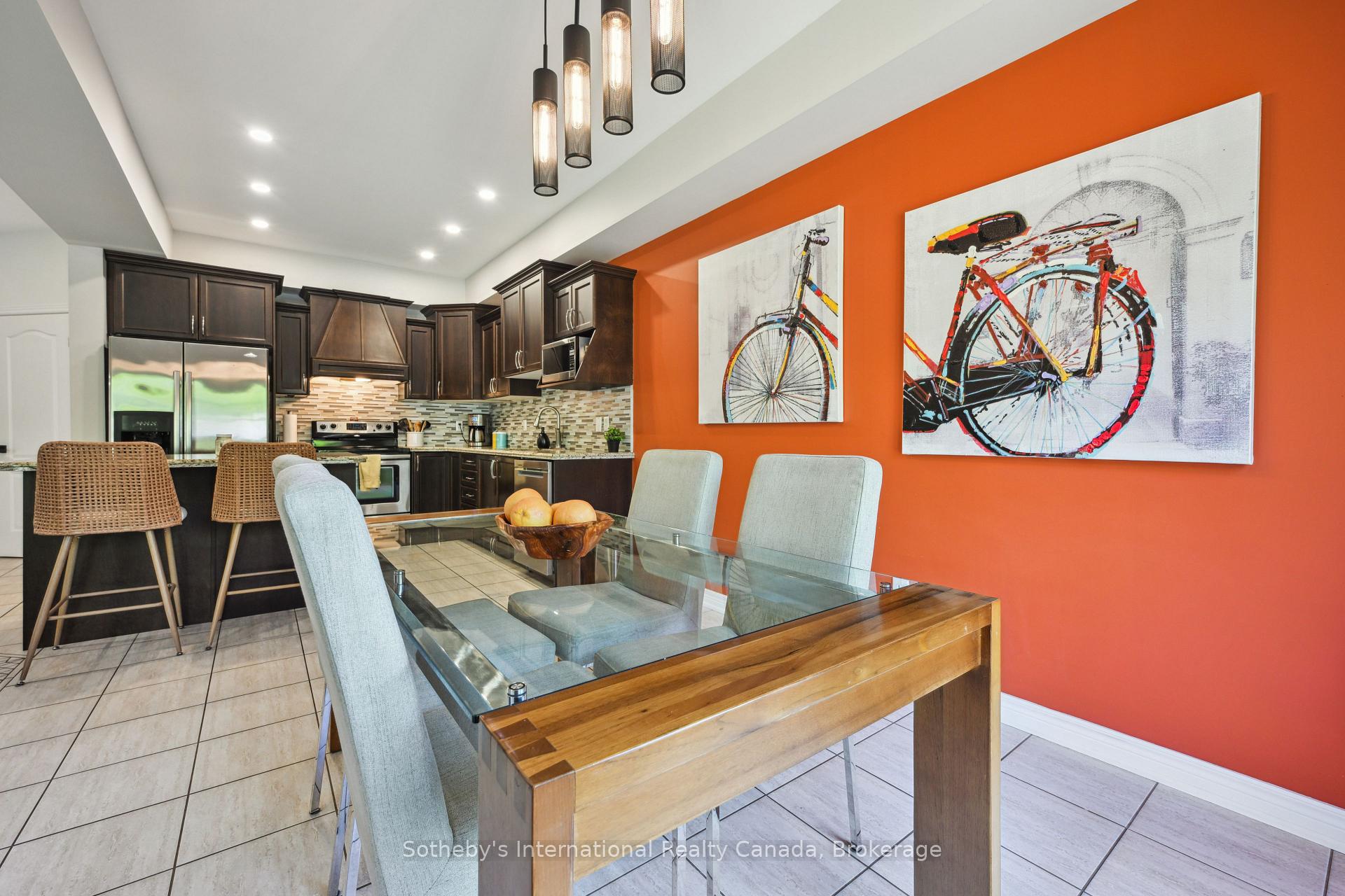 Photo 37 of Unit 7, 39 Raymond Road, Hamilton, Meadowlands — HOMEH