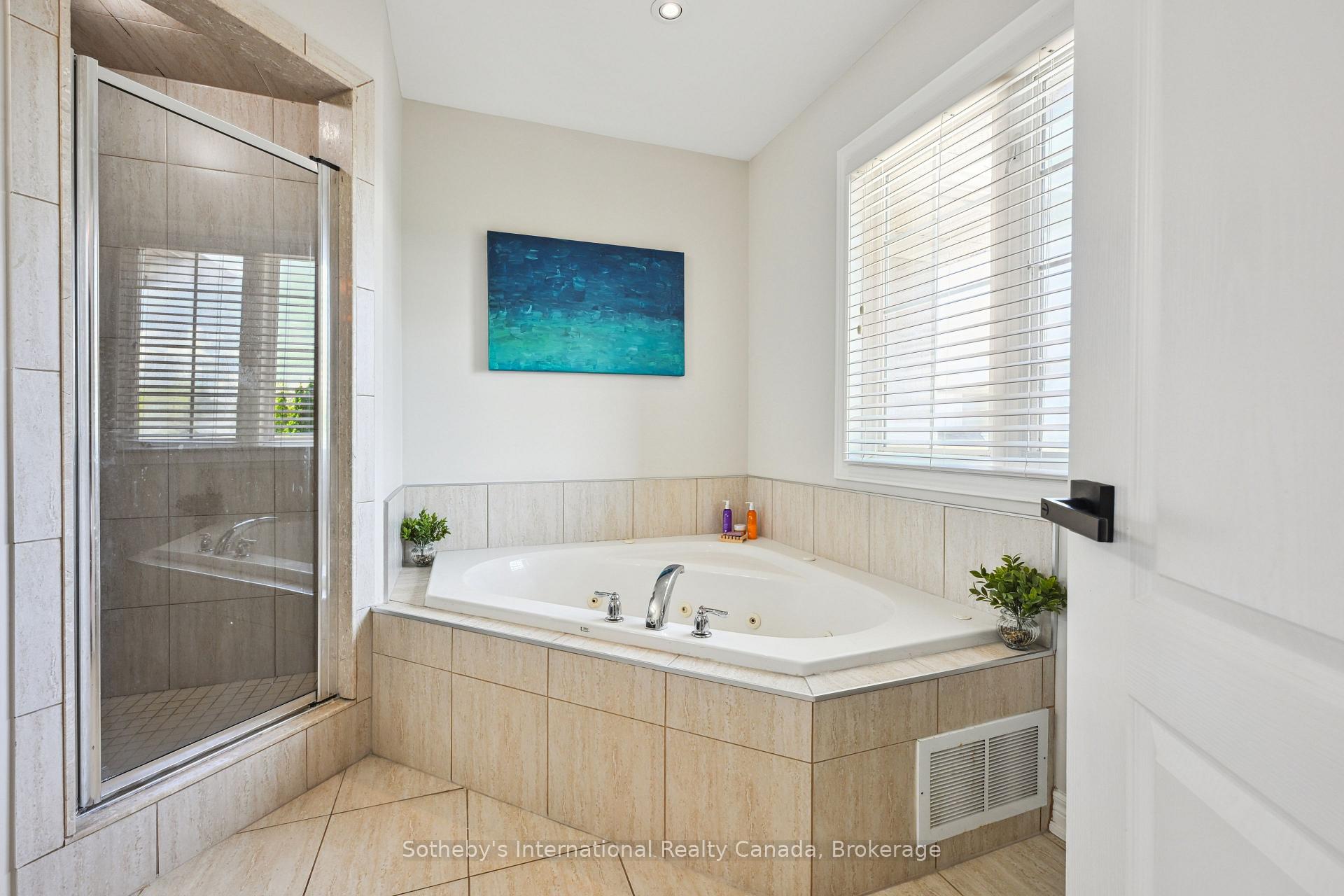 Photo 46 of Unit 7, 39 Raymond Road, Hamilton, Meadowlands — HOMEH