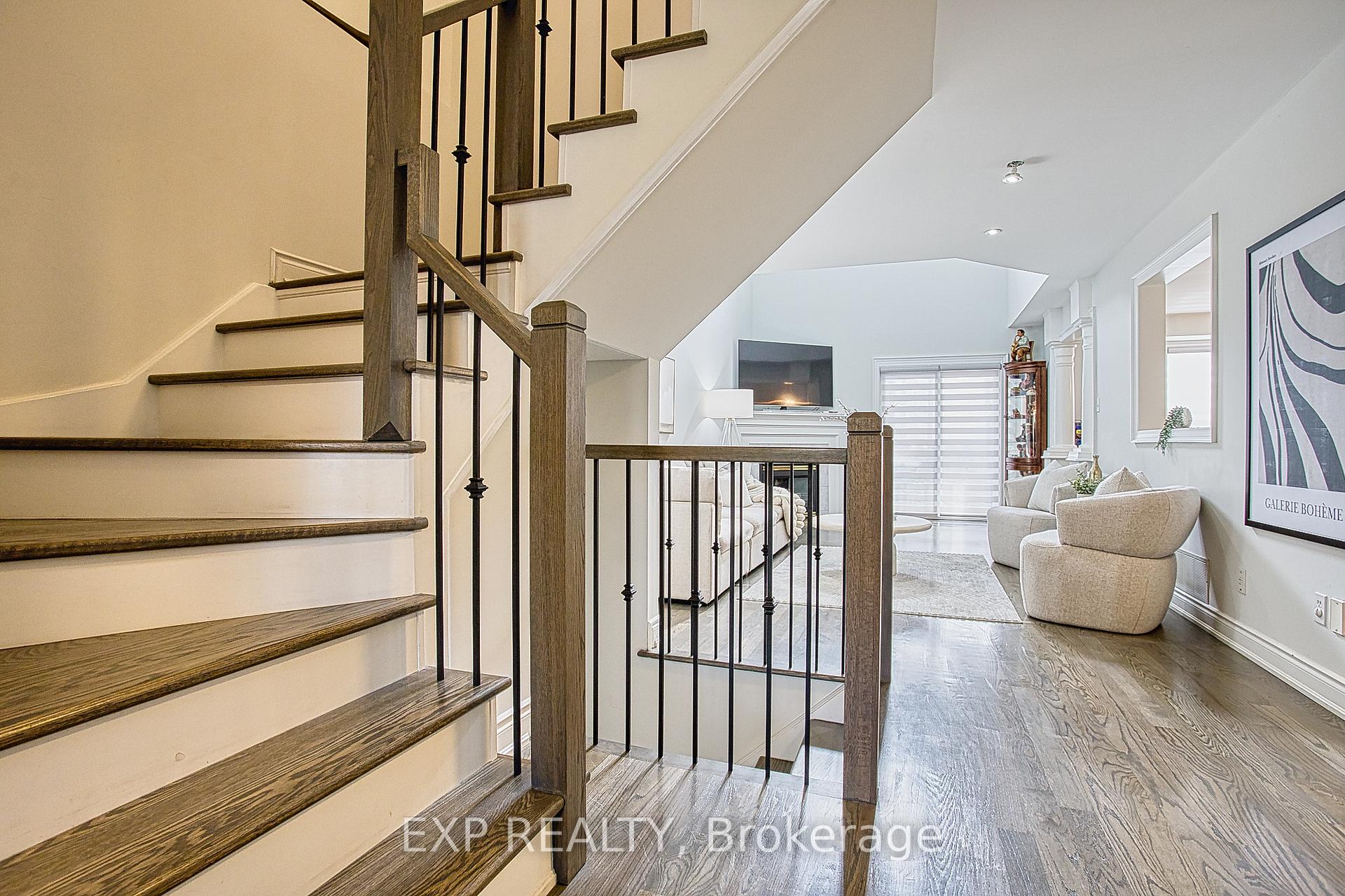 Photo 4 of 41 Aspen Drive, Grimsby, Grimsby West — HOMEH