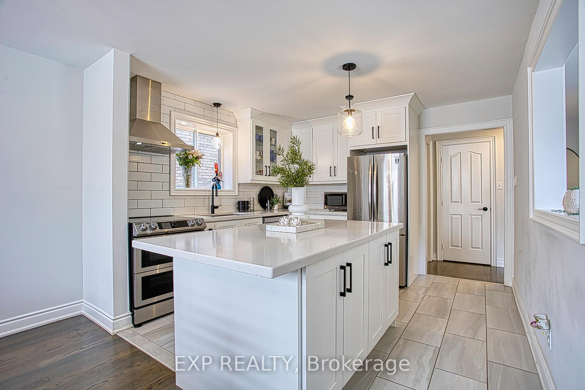 Photo 11 of 41 Aspen Drive, Grimsby, Grimsby West — HOMEH